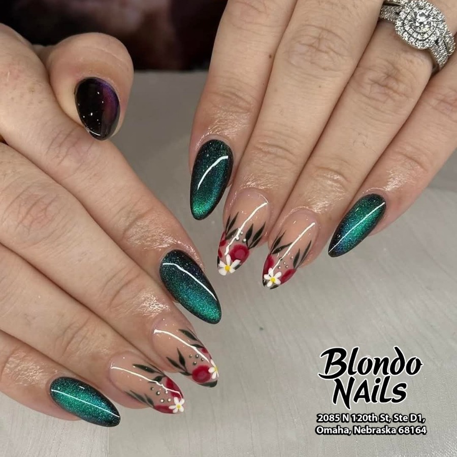 Blondo Nails Salon in Omaha, Nebraska 68164